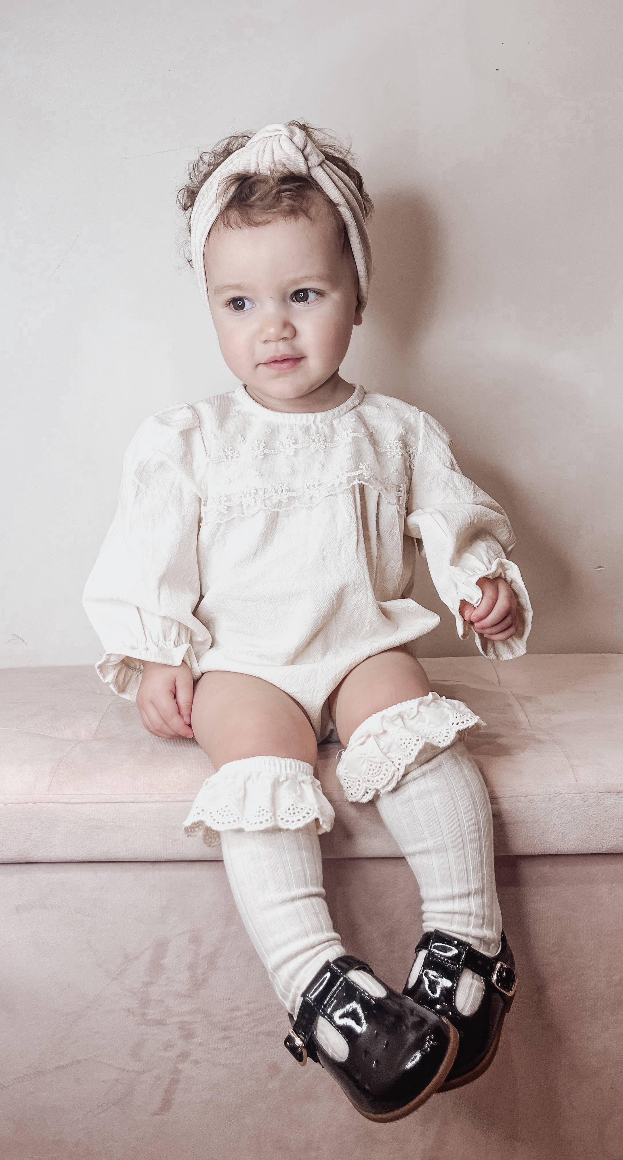 Annie & Charles – wholesale Dress – Baby – Annie & Charles® Baby Bloomer/ENNA dress17