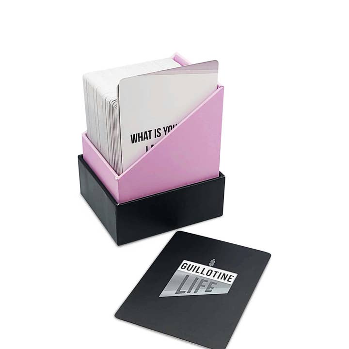 GUILLOTINE LIFE - Wholesale Card Game - Guillotine Life: Dating Questions5