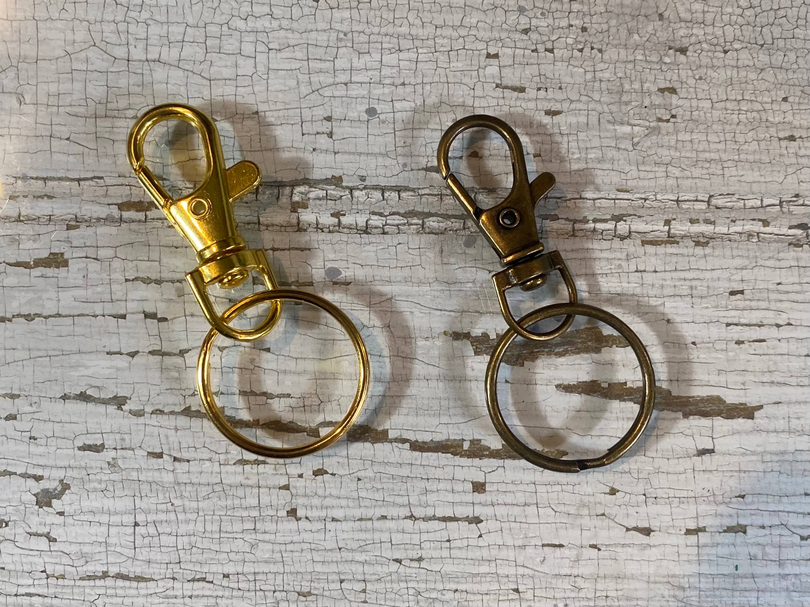 Holly Hills Lane - Wholesale Keychain - Women's - Flower Press Keychain is Pocket Sized & Attaches to Backpack0