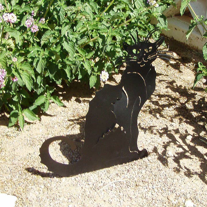 Crooks Designs - Wholesale Outdoor Ornament/Decor - Black Cat Yard Garden Statue, El Gato Metal Yard Art
