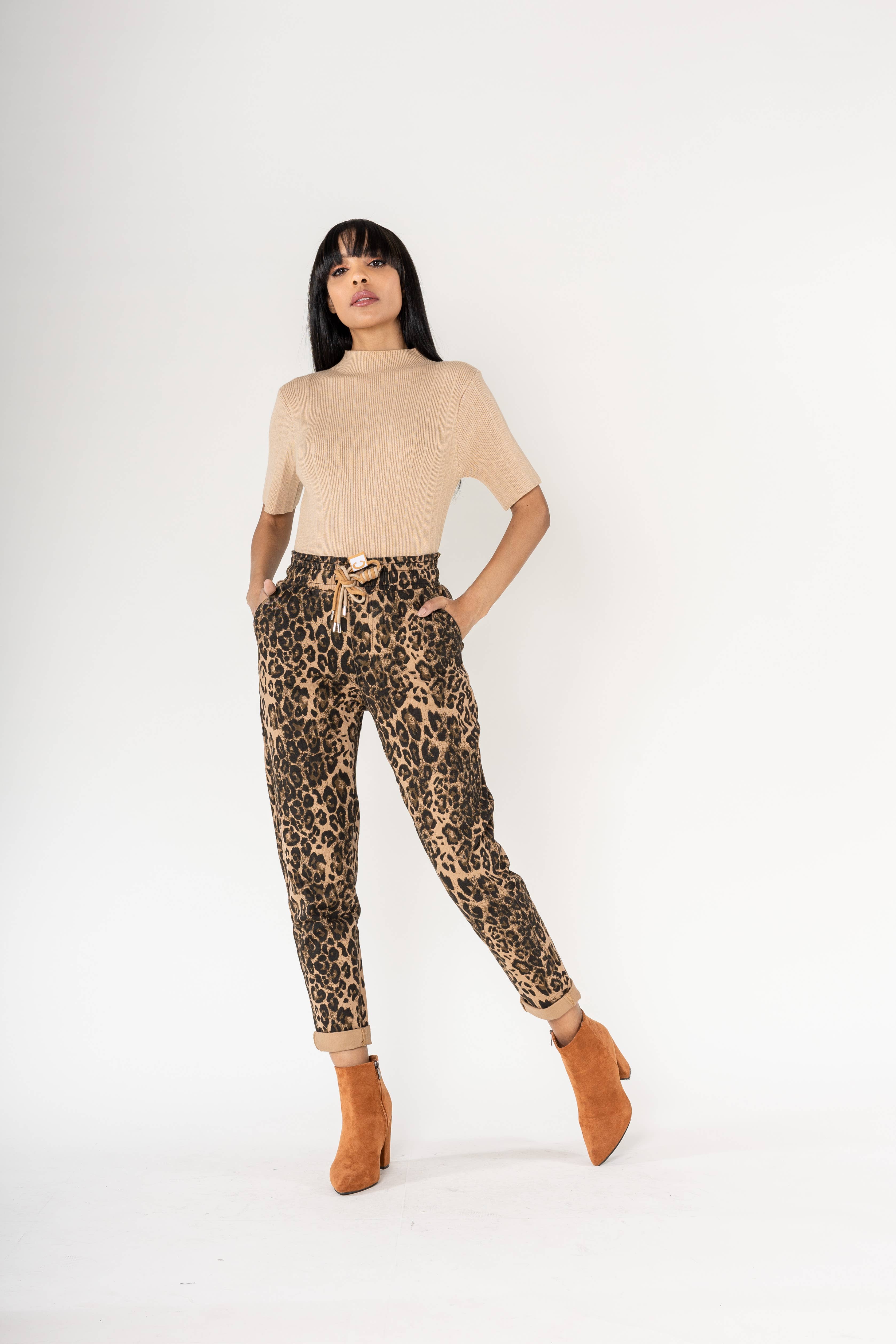 Nina Carter - Wholesale Pants - Women's - Panta jogg leopard elastic waist with drawstring P50024