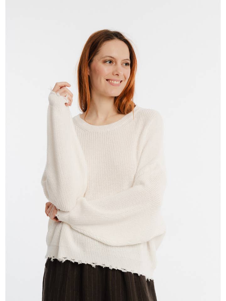 JULIA PARIS – wholesale Pullovertröja - Dam – Långärmad bomullströja med små fransar