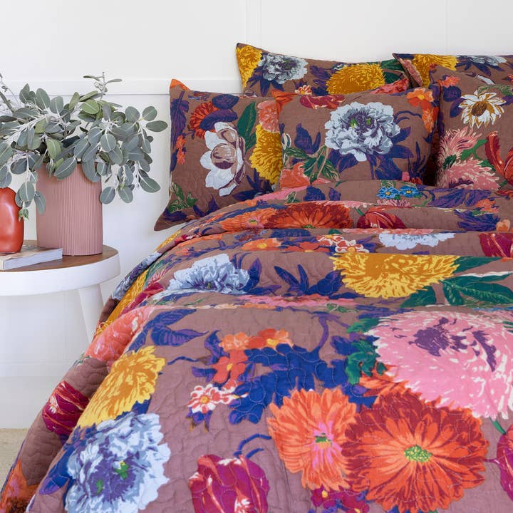 King Size Quilt Set - Pink Anthro for wholesale by Linen Connections