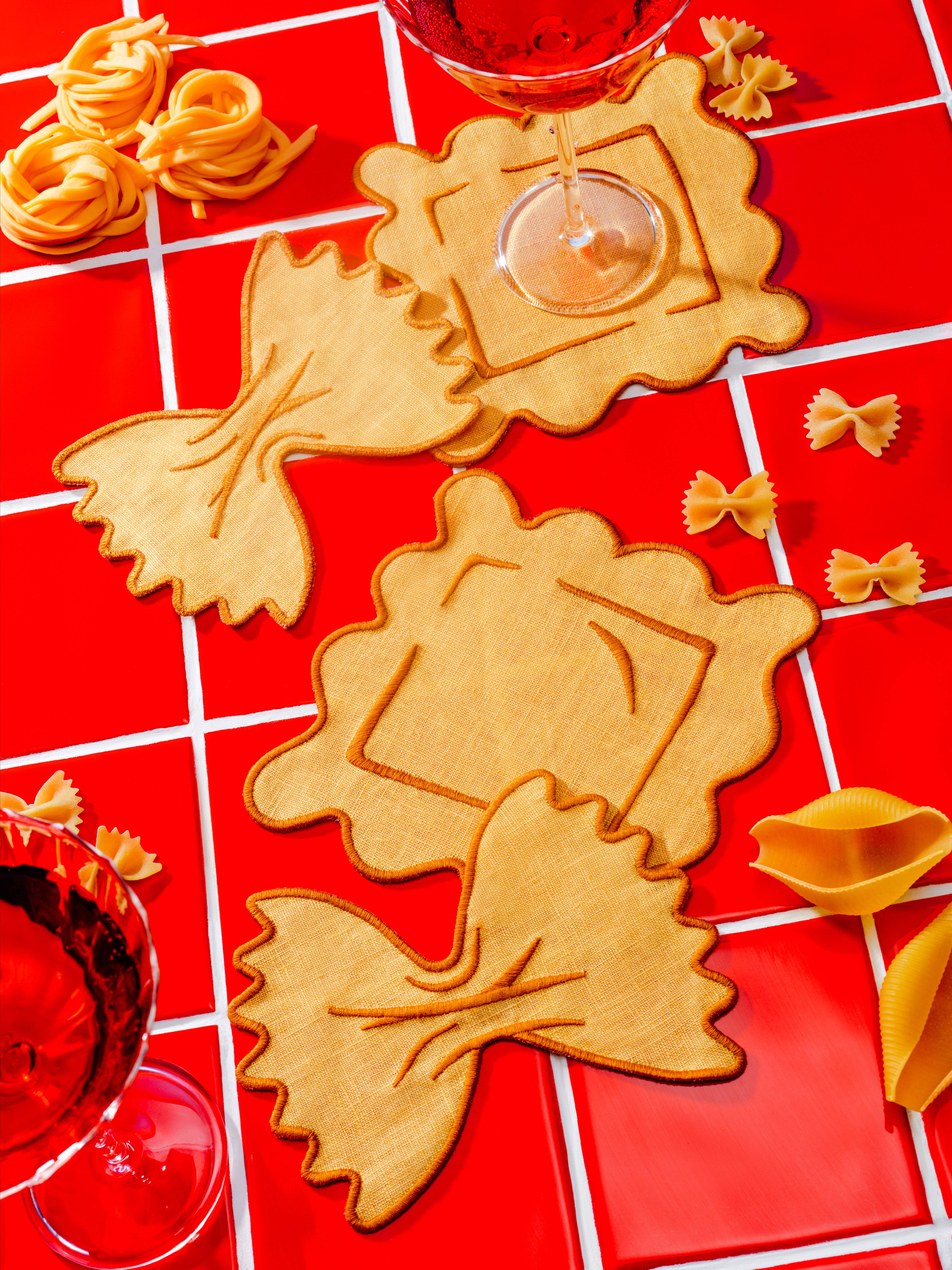 Piecework - Vendita all'ingrosso Tovaglioli da tavola in stoffa - Set di 4 tovaglioli cocktail a forma di pasta1