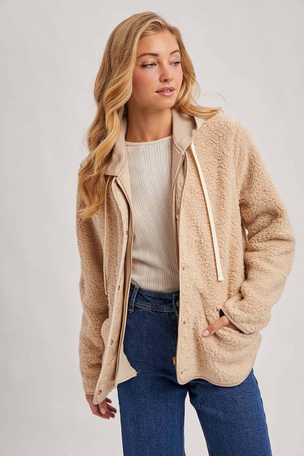 Bluivy - Wholesale Jacket - Women's - SHERPA ADJUSTABLE HOODED JACKET3