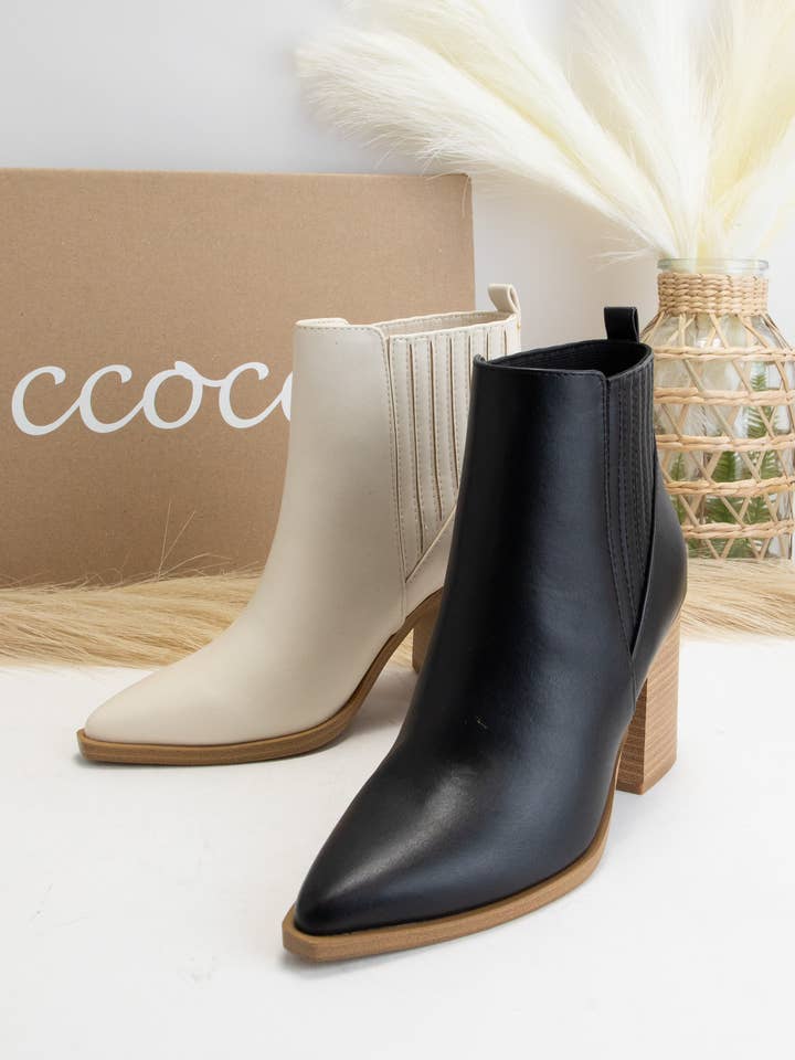 CCOCCI - Vendita all'ingrosso Stivaletti - Donna - Stivaletti Chelsea con tacco a blocco e punta appuntita1