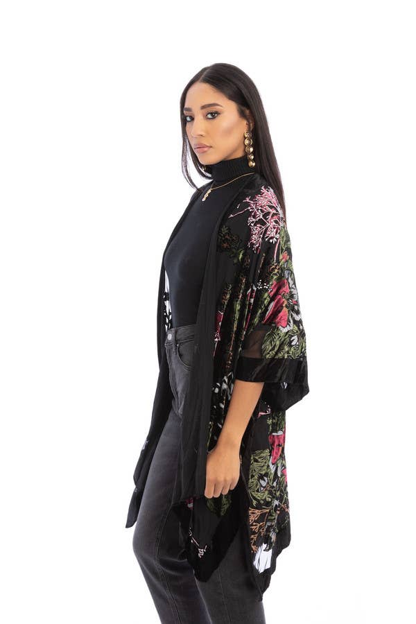SAACHI – wholesale Kimono – Women's – Black Velvet Burnout Kimono3