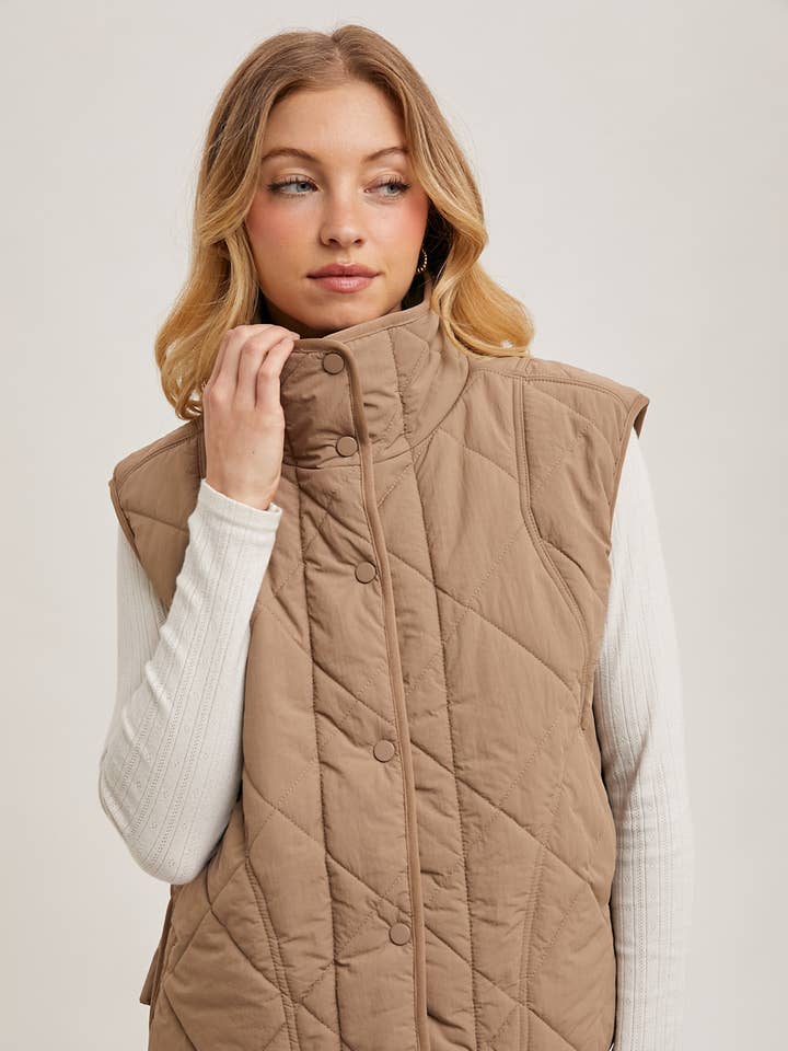 Bluivy - Vendita all'ingrosso Gilè imbottito - Donna - GILET IMBOTTITO TRAPUNTATO CON TASCHE12