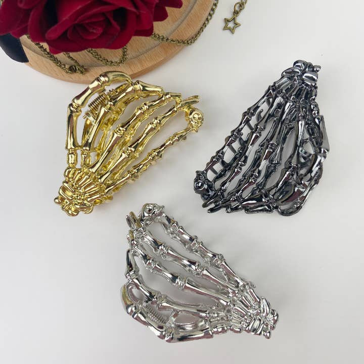 TheDivaSoap - Wholesale Hair Clip - Women's - Metal Skull Hair Clip Halloween