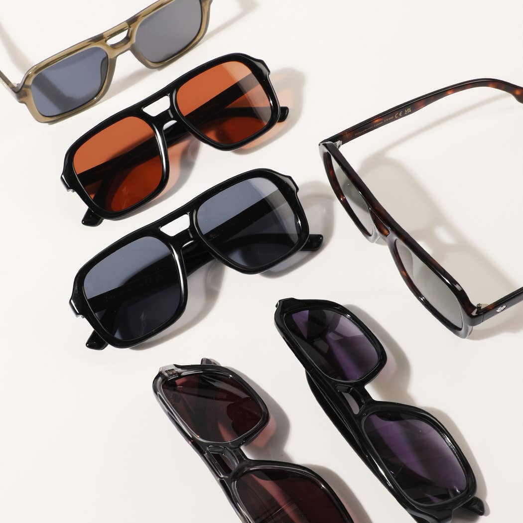 12 CORES SORTIDAS Óculos de Sol de Forma Quadrada com Lentes Escuras para venda a revendedores na Faire2
