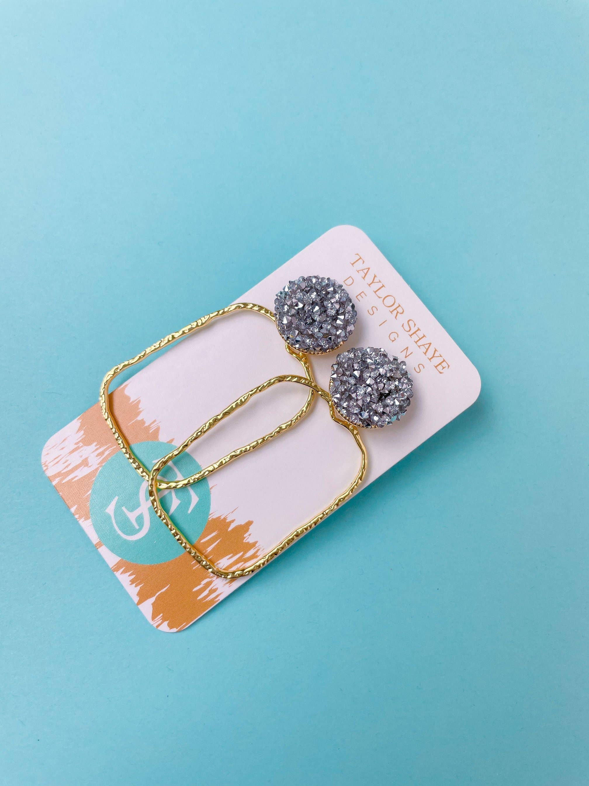 Taylor Shaye Designs - Venta al por mayor Pendientes colgantes - Aros superiores con purpurina1