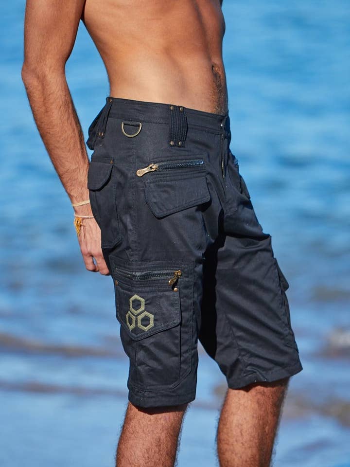 Psy Cargo Shorts - Schwarz für den Großhandel von Arya Clothing