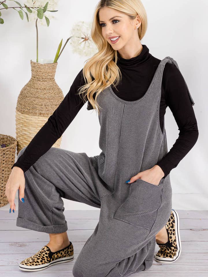 Celeste Clothing – Großhandel Jumpsuit – Damen – Plus-Size verstellbarer Rippen-Overall mit Fronttaschen - CP4387343