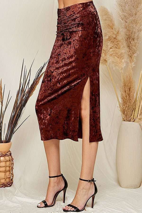 Heart & Hips – wholesale Skirt – Women’s – BV46972 - WAIST RUCHED CRUSHED VELVELT MIDI SKIRT4
