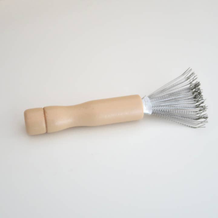 WILMOTTE COSMETIQUE - Wholesale Hair Tools Bag/Caddy - Hair brush cleaner3