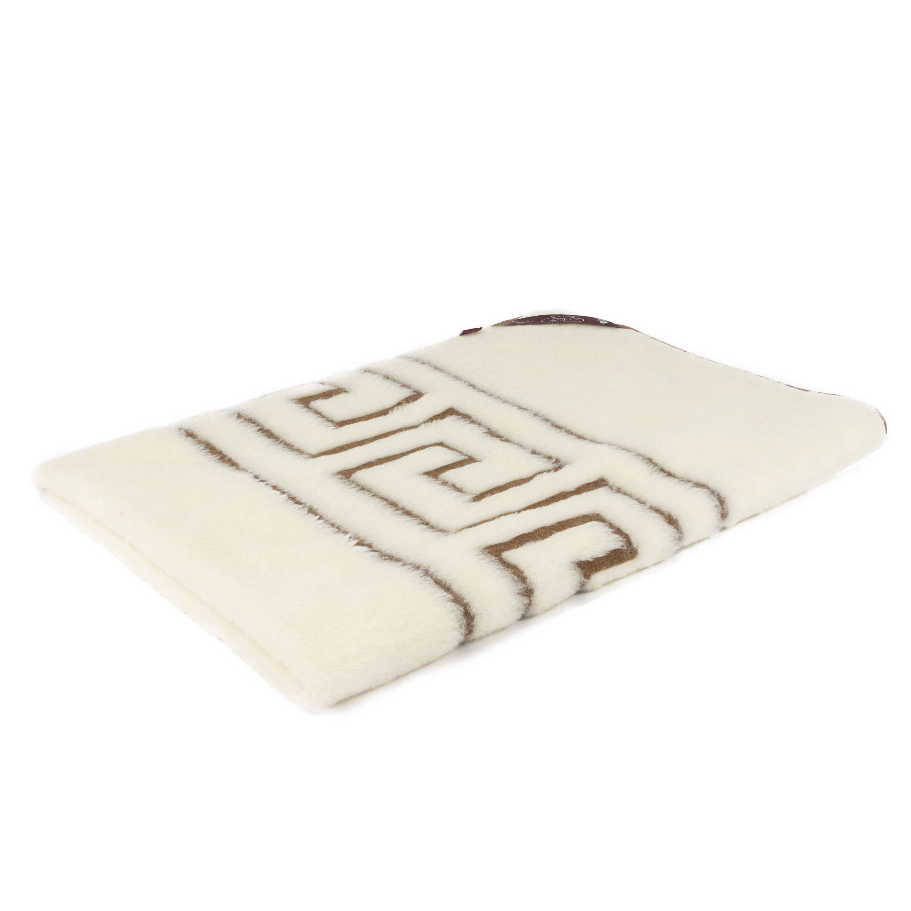 CottoHouse - Wholesale Throw Blanket - Greca Cashmere Blanket / Duvet4