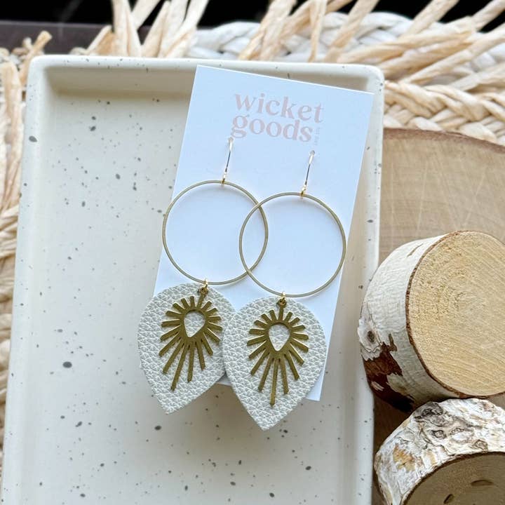 Wicket Goods - Wholesale Dangle Earrings - Solis | Fossil0