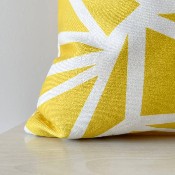 Samarra Home – wholesale Dekorativ kudde – Gul geometrisk kudde, Vibrerande kudde, Dekorativ soffa
