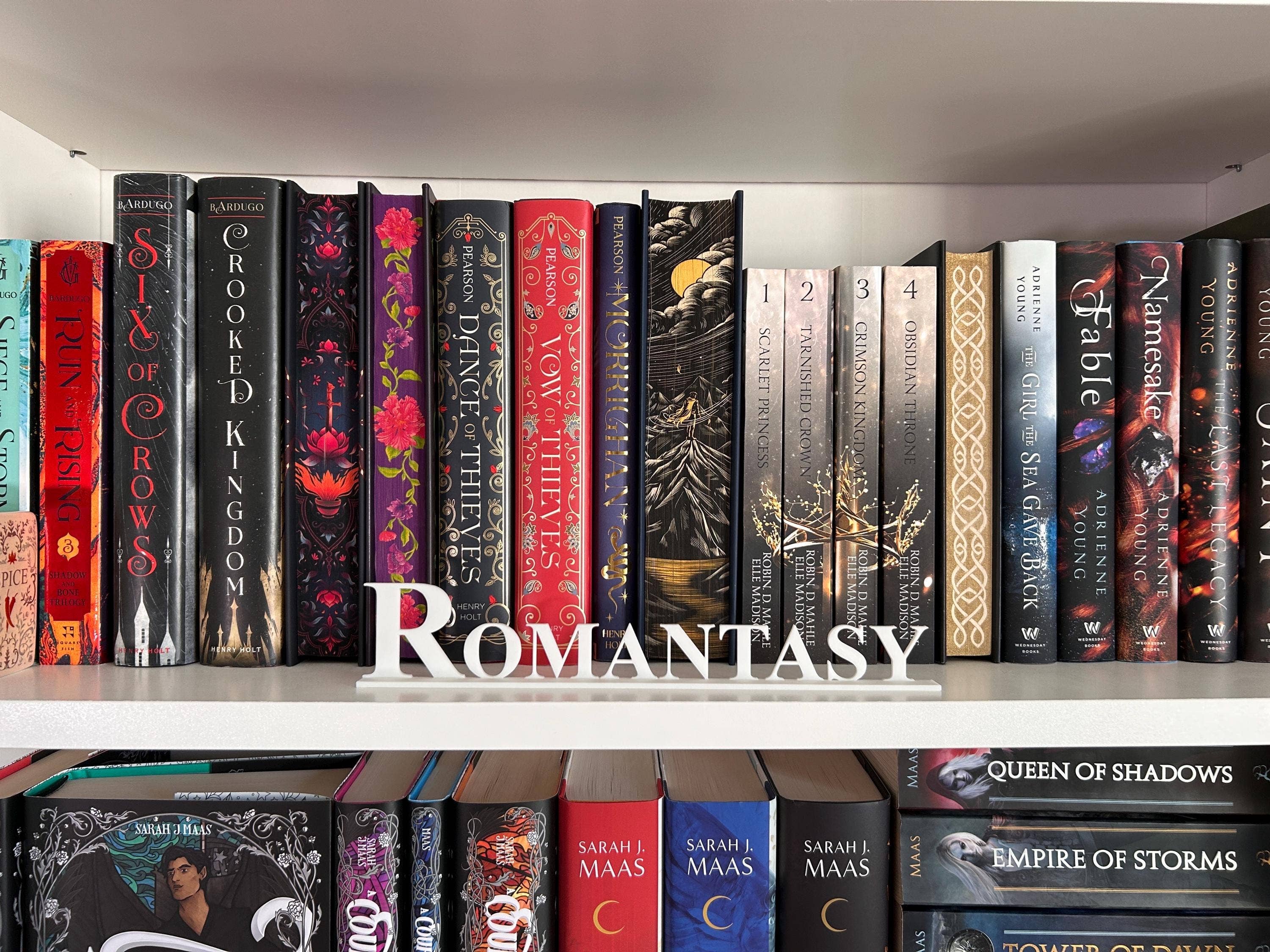 Modern Home Decorations – wholesale Sign – WHITE LIBRARY LEGENDS | Genre Signs | Bookshelf Signs6