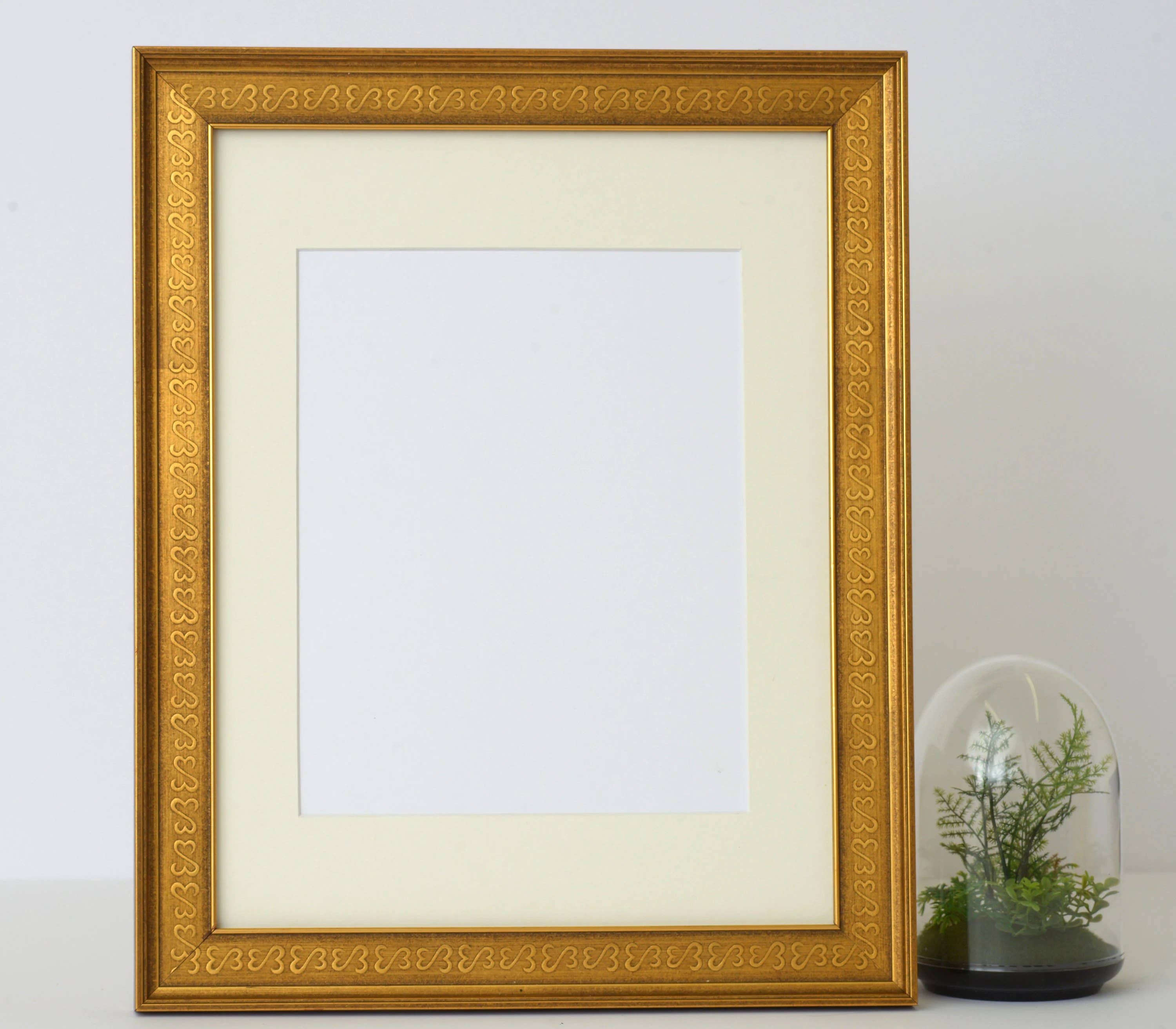 Purchase Wholesale 16x20 frame. Free Returns & Net 60 Terms on Faire