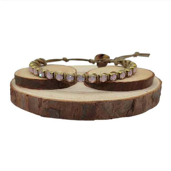 Kristallkedjearmband Medium - Opal Rose för wholesale av QUÉ MÁS JEWELS