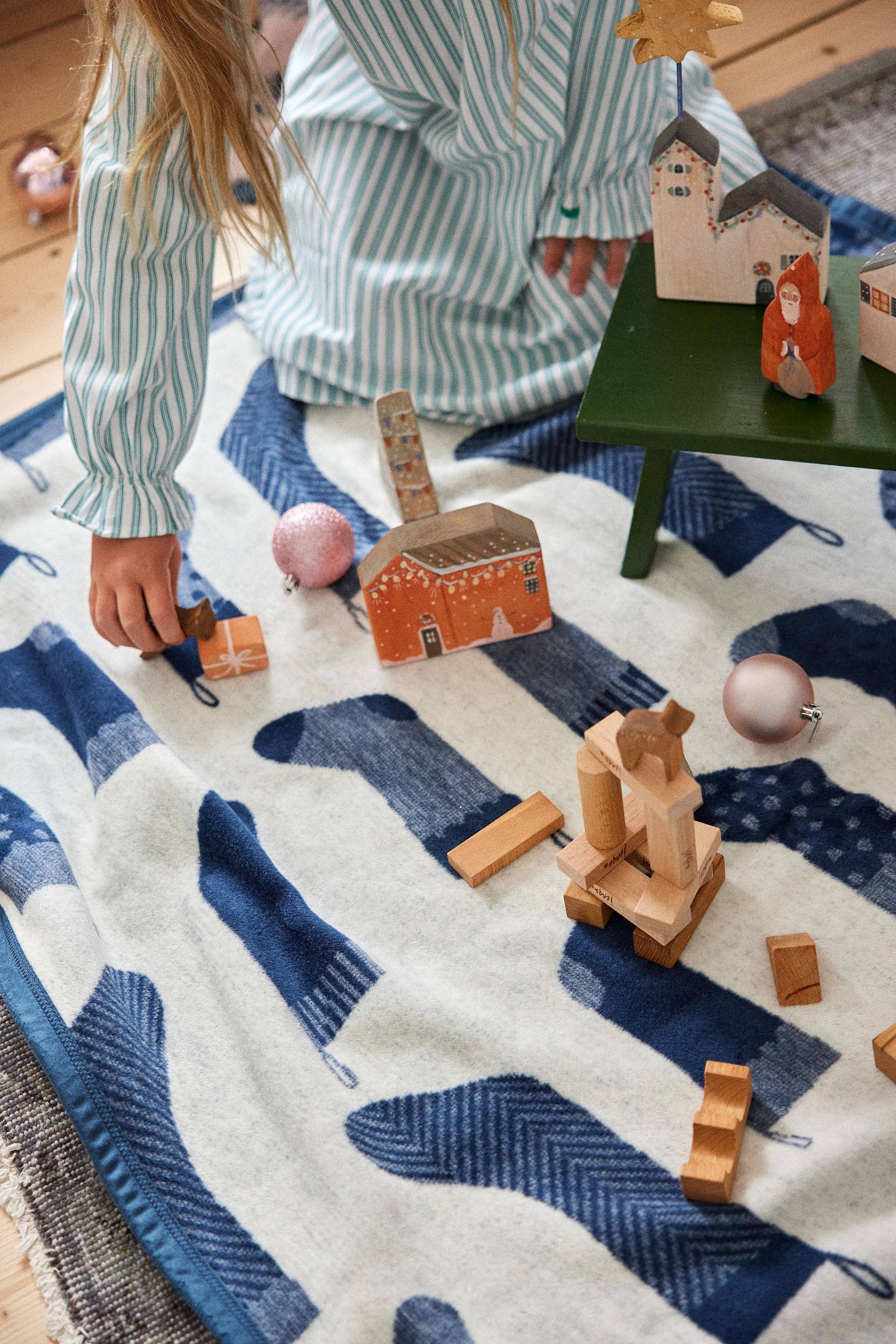 ChappyWrap - Wholesale Decoratiedeken - Santa's Stockings Midi Deken5