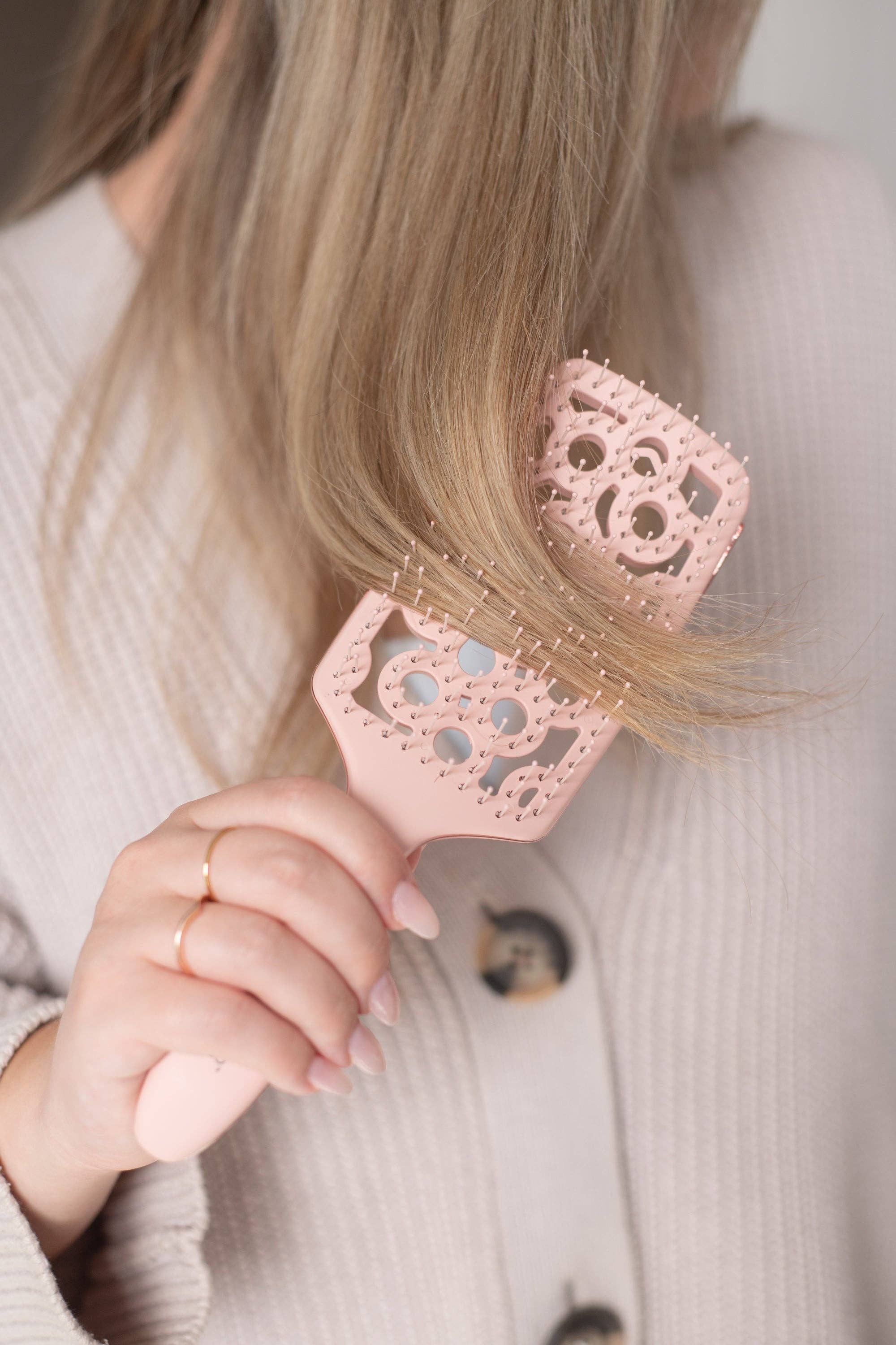 Framar Hair Brushes & Hair Accessories - Wholesale Hair Brush/Comb - FRAMAR Vented Hair Brush For Blow Drying, Vent Brush - Rosé3