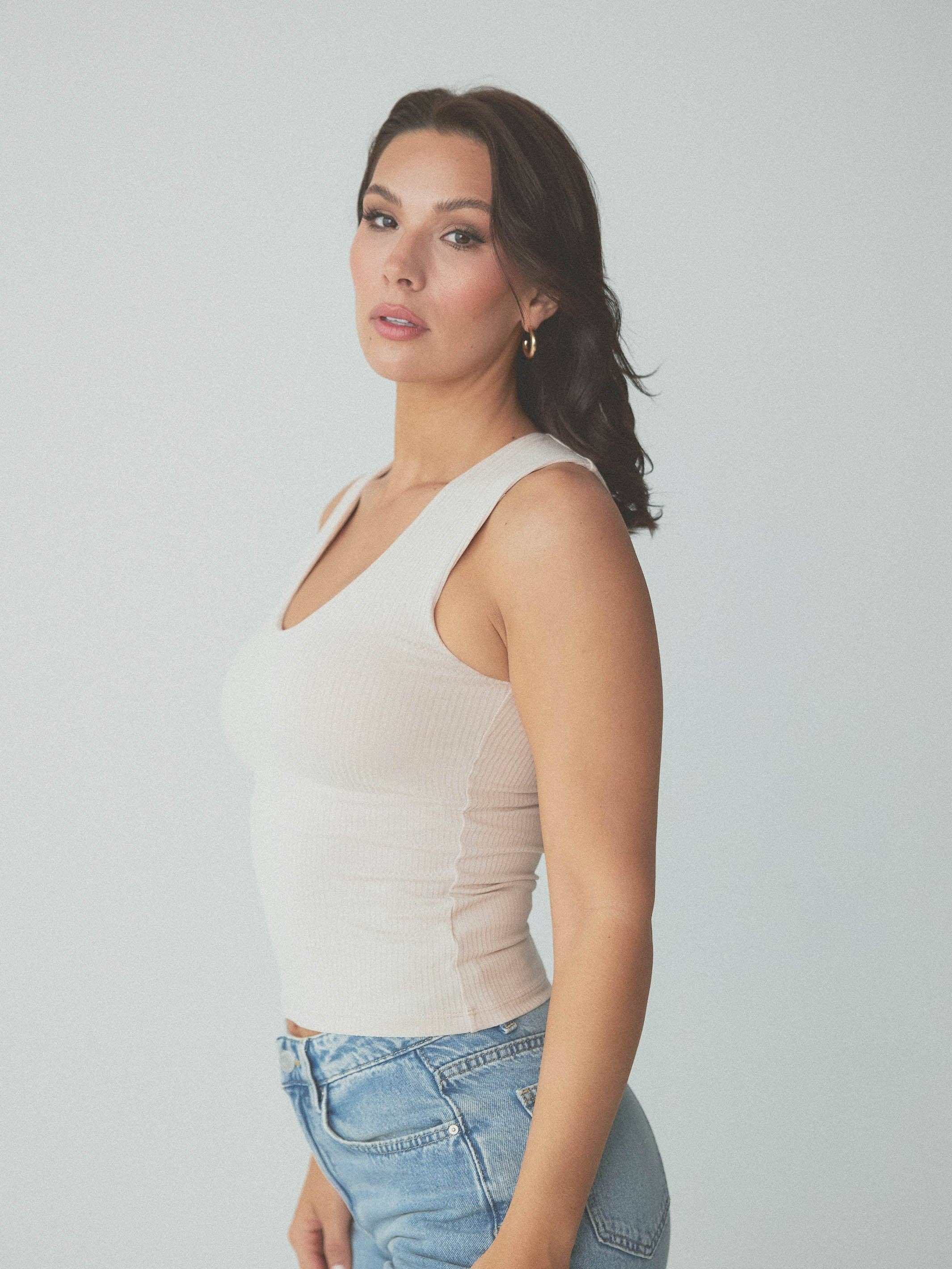 Klassy - Wholesale Tank Top - Women's - Ribbed Scoop Tank Brami2