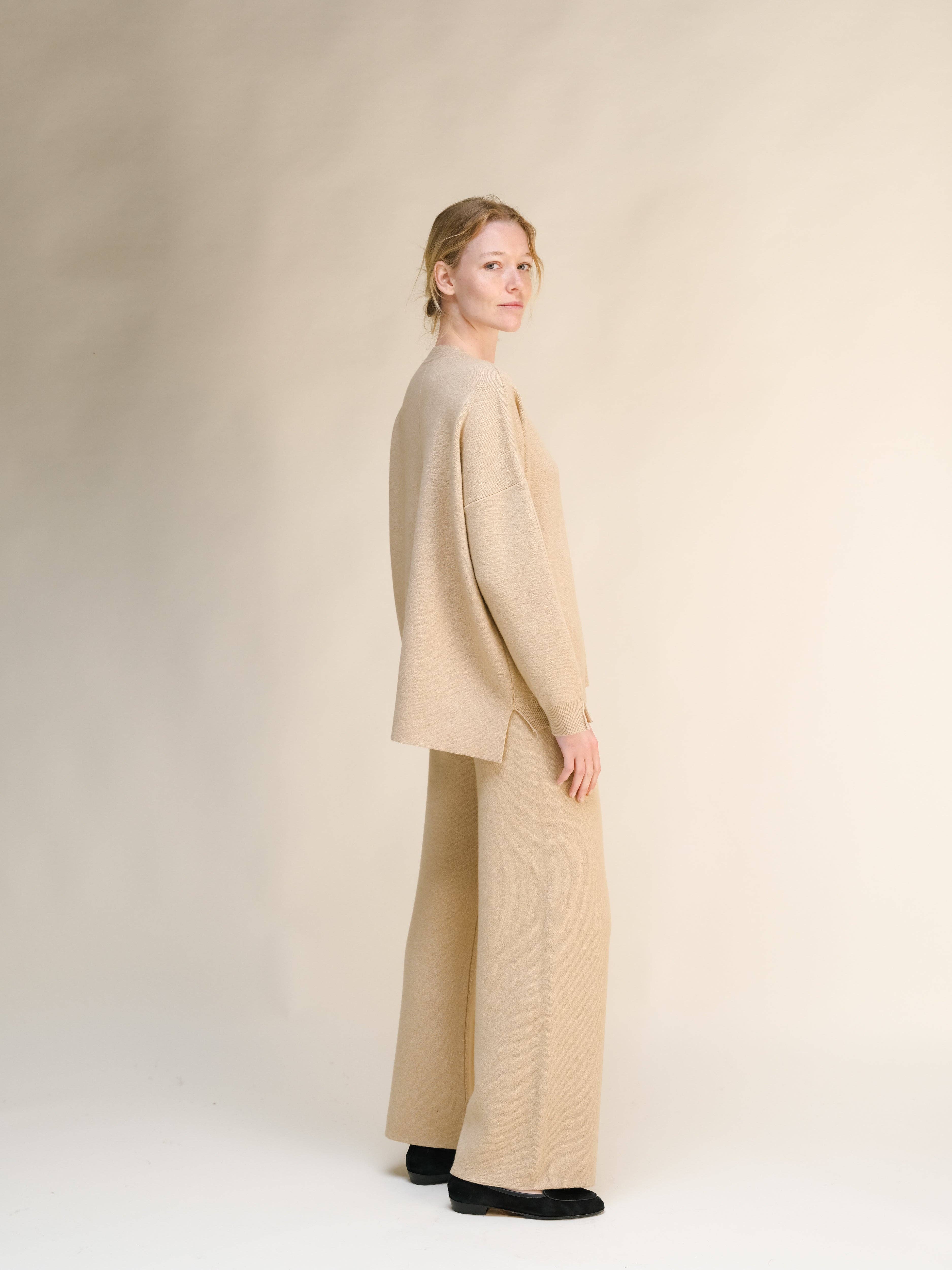 Lèmme - Venta al por mayor Jersey de punto - Mujer - Maxi de Cuello en V Sólido con Mezcla de Cachemira y Aberturas Laterales12