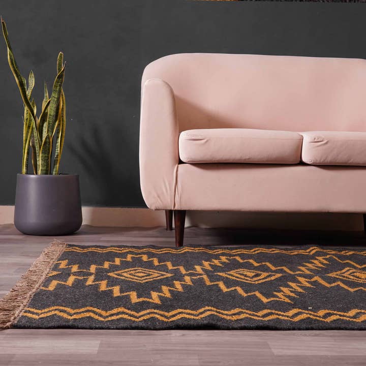 Chouhan Rugs - Wholesale Area Rug - Indian Handmade Black Kilim Jute Rug With Yellow Design Rug2