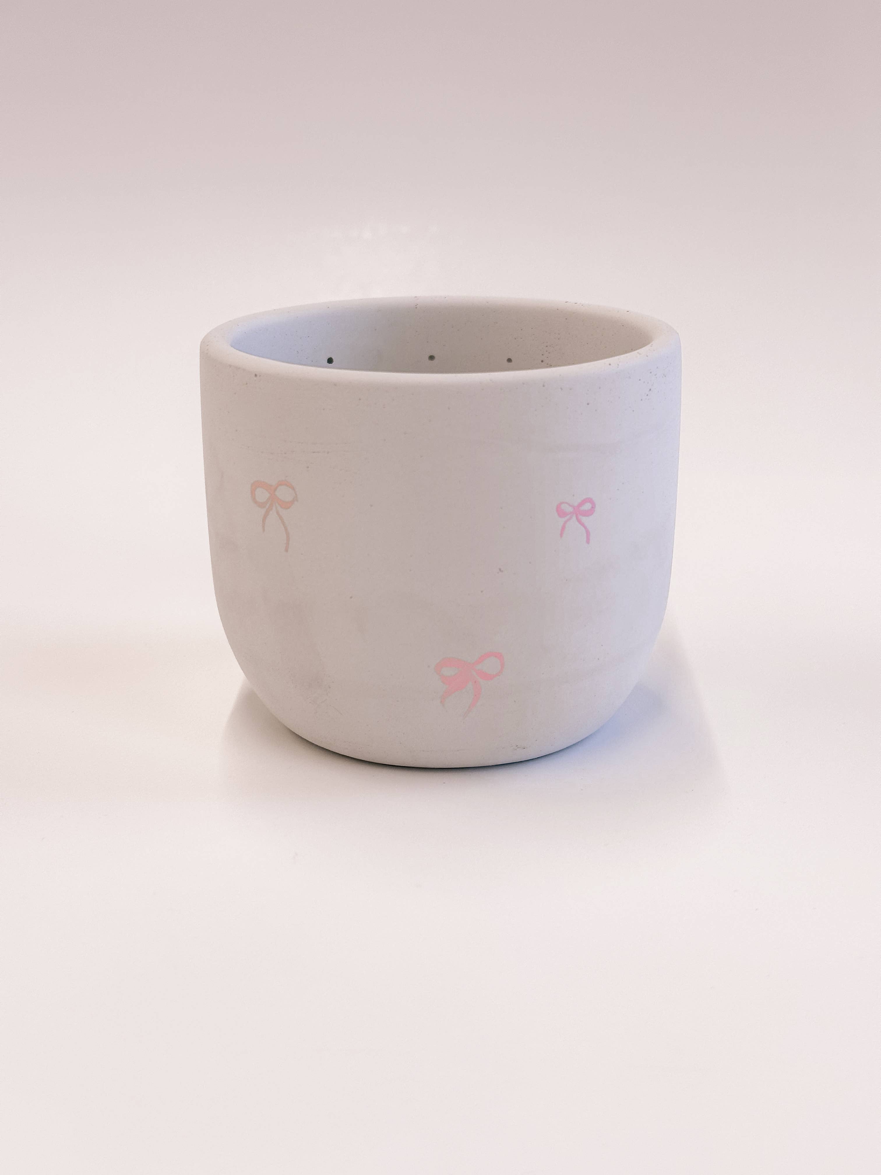 The Plant Supply - Wholesale Plant Pot - Pink Bow Concrete Planter With Drainage Hole5