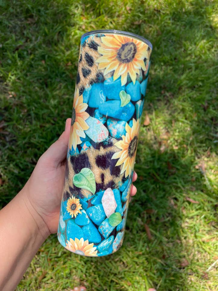 Gobelet tournesol léopard pour la vente par Blushed & Boozy