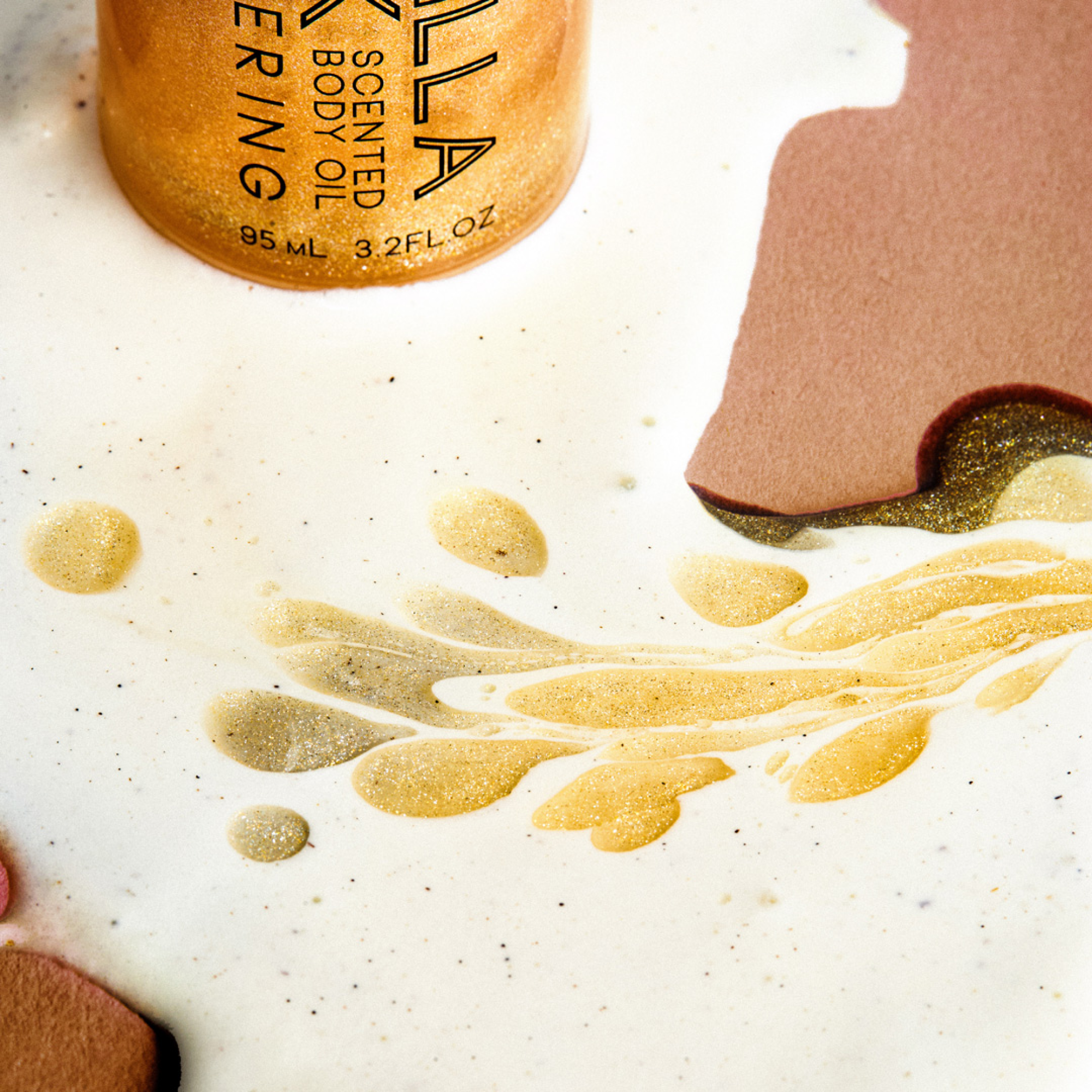 Ellis Brooklyn - Wholesale Bath/Body Oil - VANILLA MILK SHIMMERING SCENTED BODY OIL3