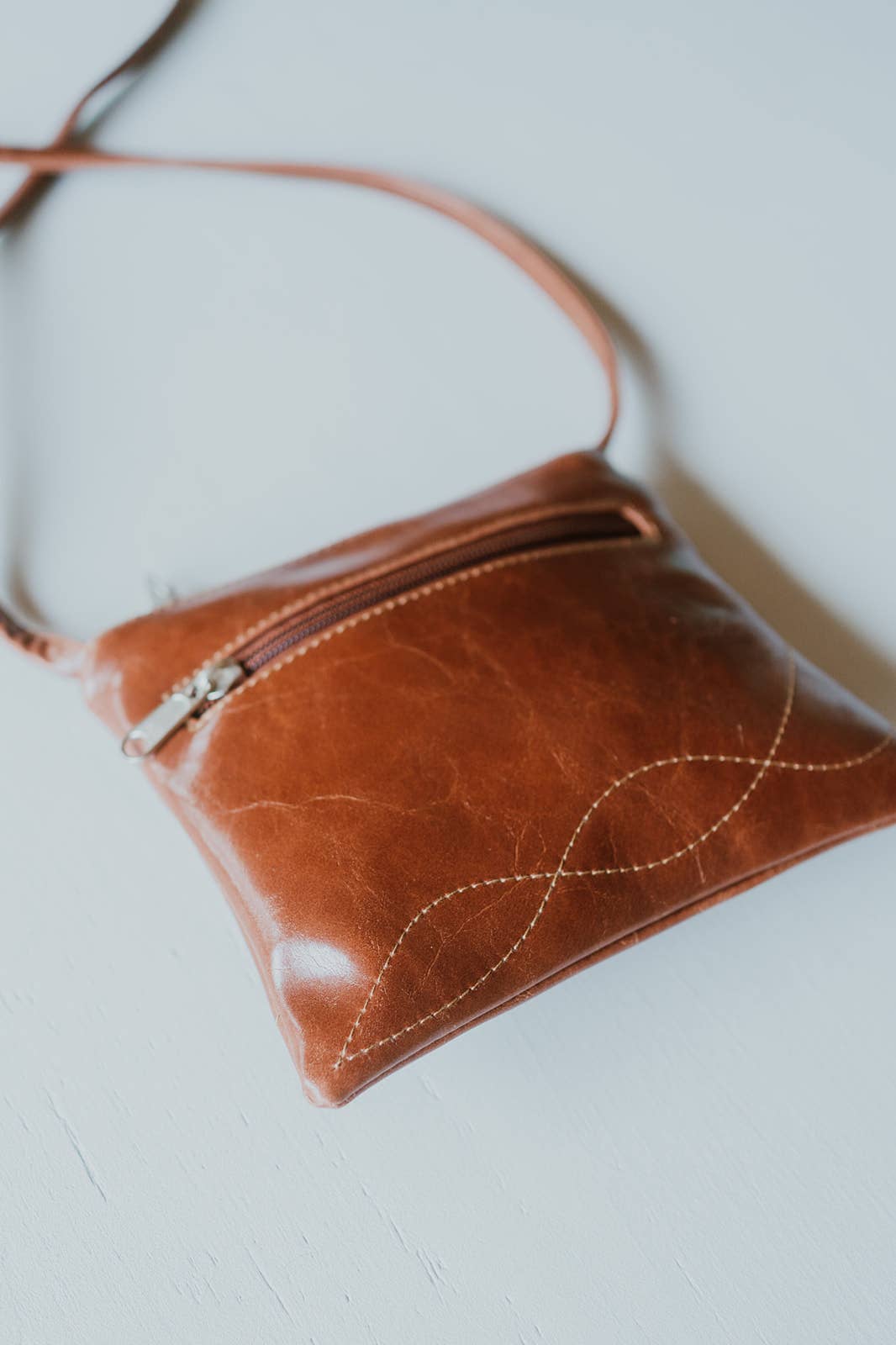 Crystalyn Kae Accessories – bolsa tiracolo - Mulher por atacado – Cha Cha - Pequena Mala a Tiracolo com alça ajustável Lavável à Máquina5