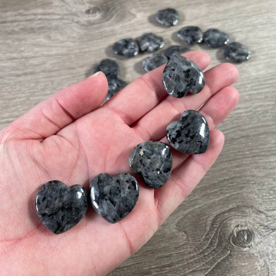 Keystone Crystals - Wholesale Spiritual Stone/Crystal - Gemstone Flat Heart Carvings 1-Inch  – Bulk Crystal Hearts26