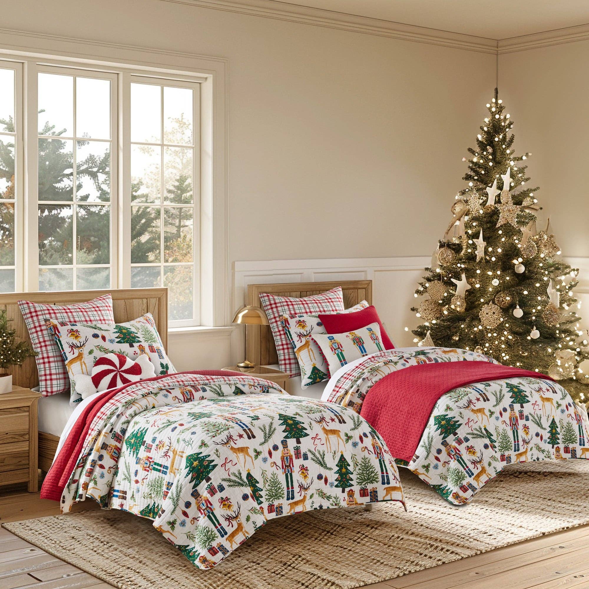 Multi Nutcracker Quilt Set for wholesale on Faire5
