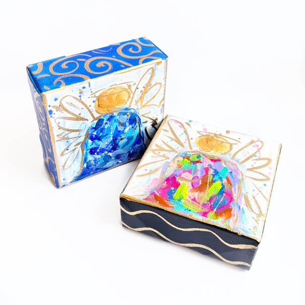 Toile Originale Peinte à la Main d'Ange - Cadeau d'Art de Pâques pour la vente par Audra Style