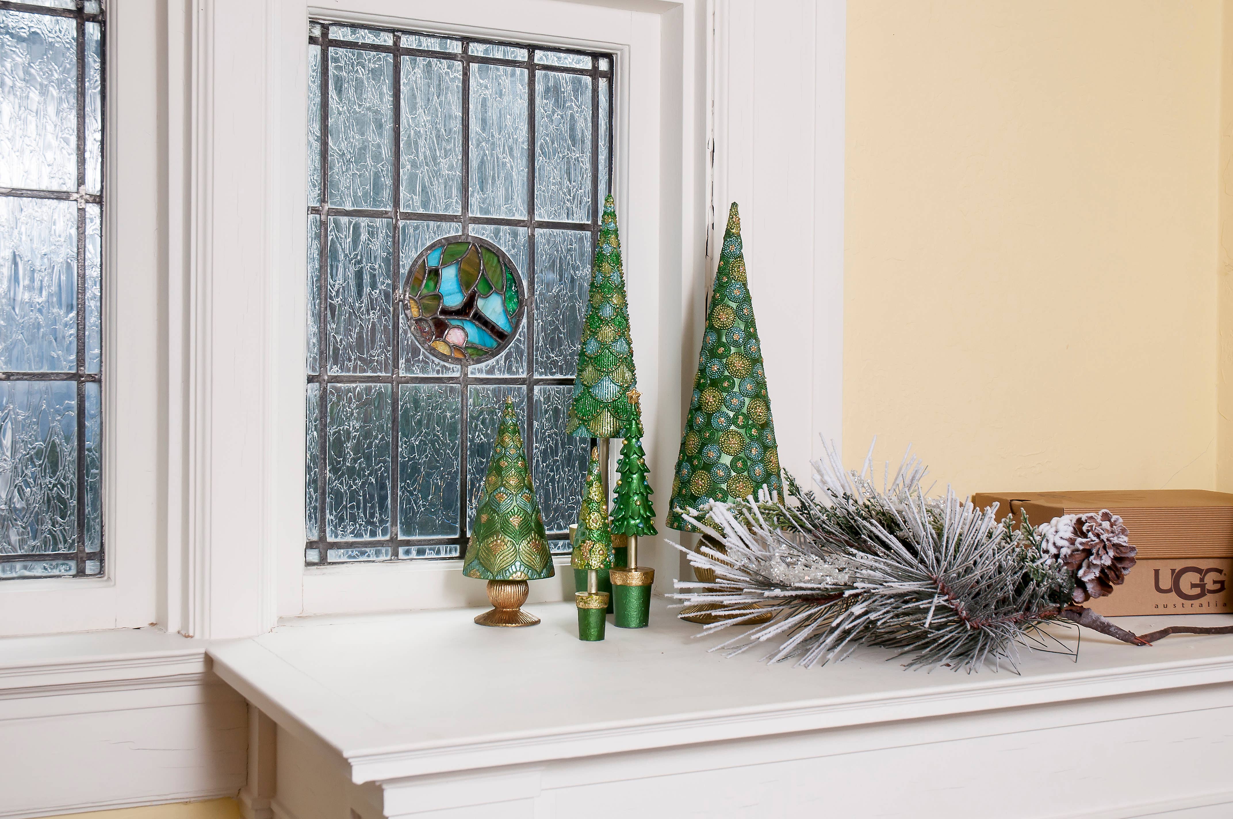 Dekorasyon Gifts  Decor - Wholesale Christmas Decoration - Plain Scalloped Topiary Tree w/Star (Evergreen)4