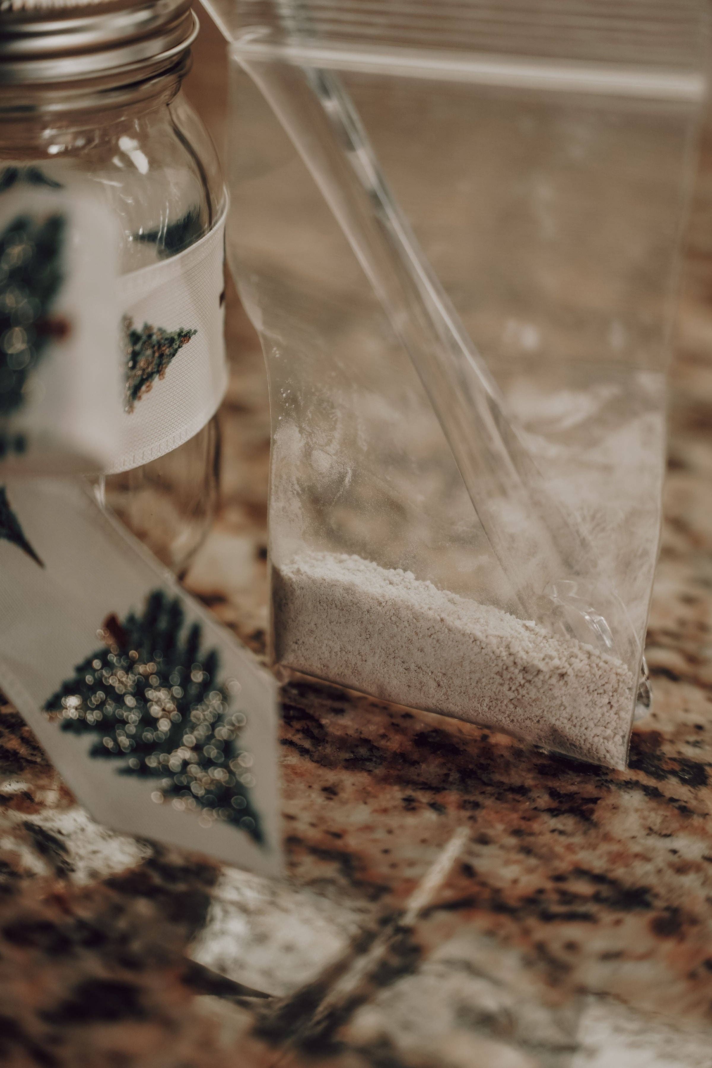 Onic Brands LLC - Wholesale DIY food kit - Christmas Dehydrated Starter Gift Basket1