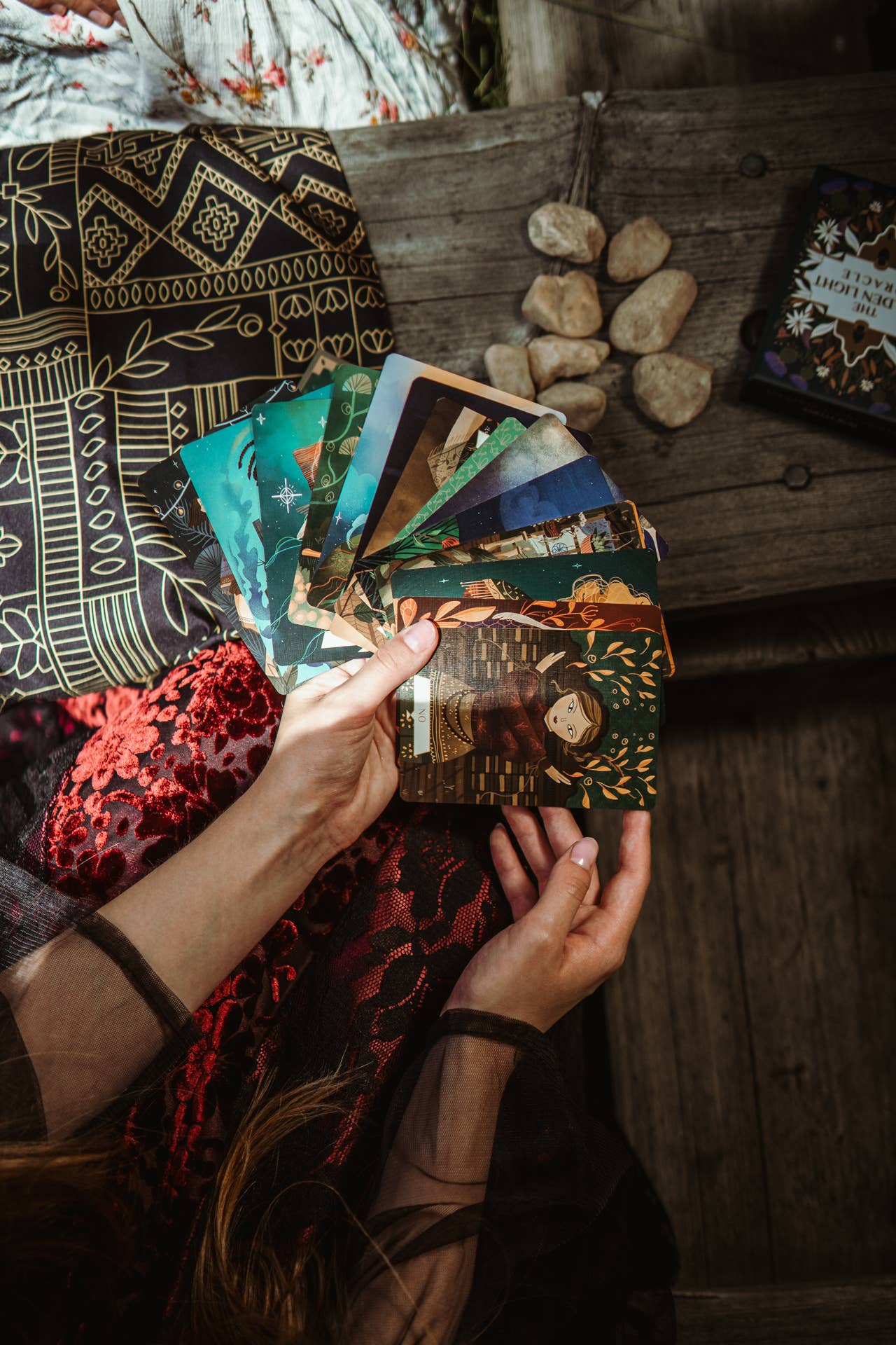 Magick and Mediums - Wholesale Tarot Cards - The Golden Light Oracle7