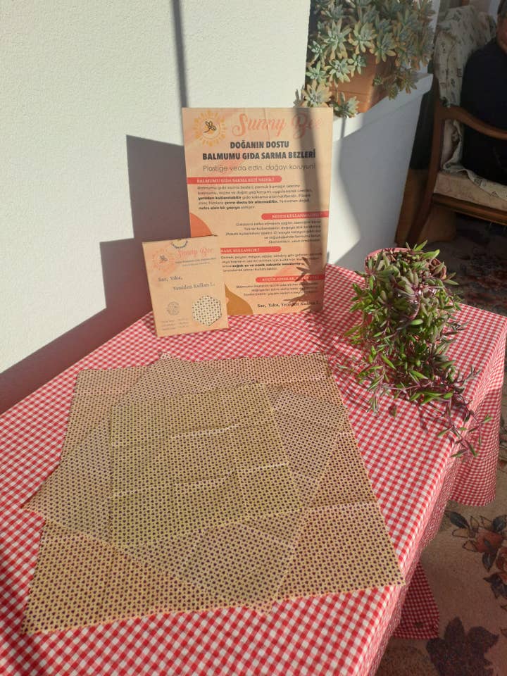 Purple Heart Beeswax Food Wrap – 3-Piece Set 💜 for wholesale by SunnyBee