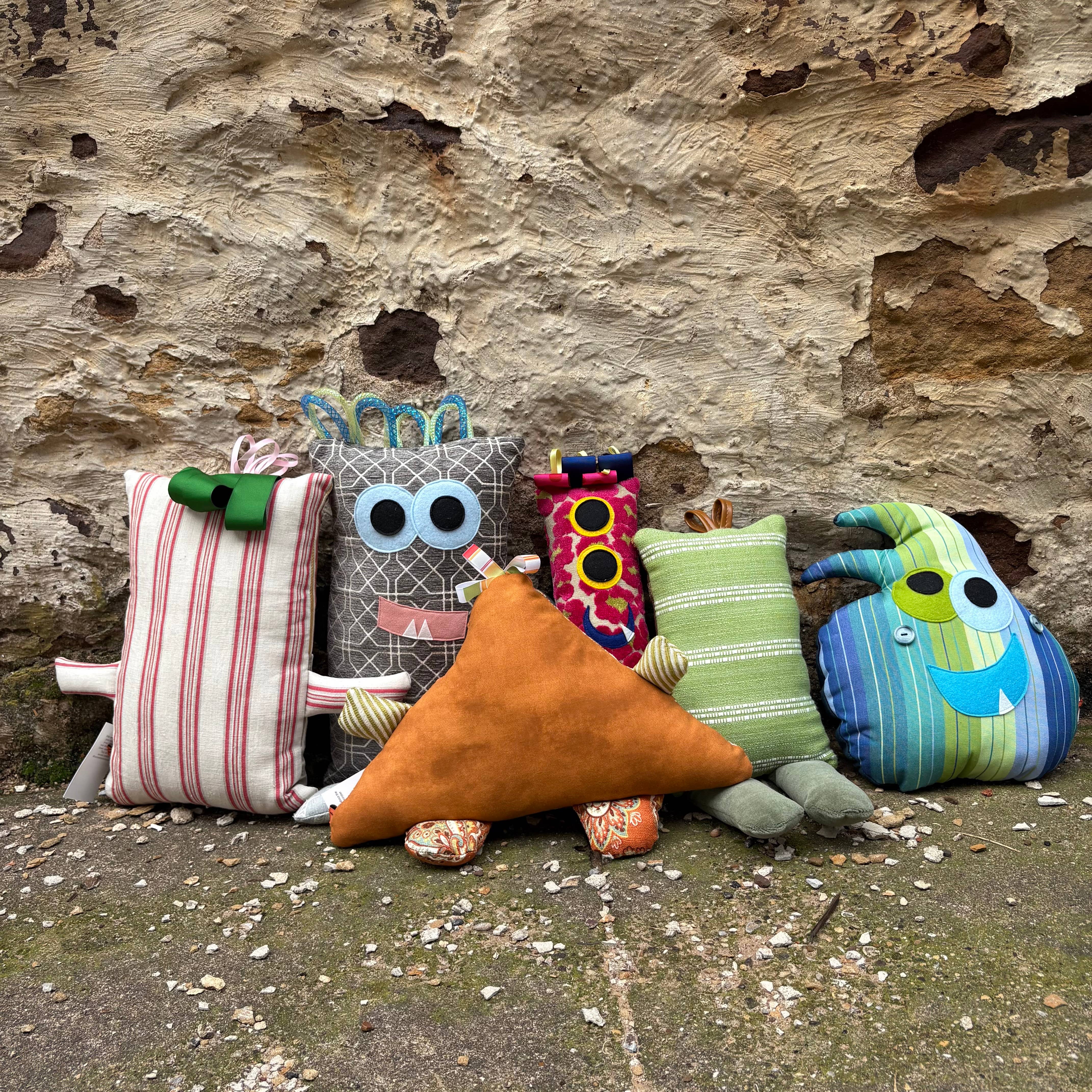 Monsters On Main - Wholesale Stuffed/Plush Toy - Kids & Baby - Medium Monster Bundle - 6 Pk1