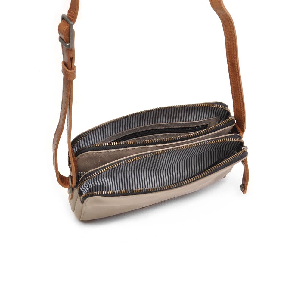 Berba Lederwaren B.V. - Wholesale Crossbody Bag - Women's - Leather crossbody bag Barbarossa Femme 825-123-301