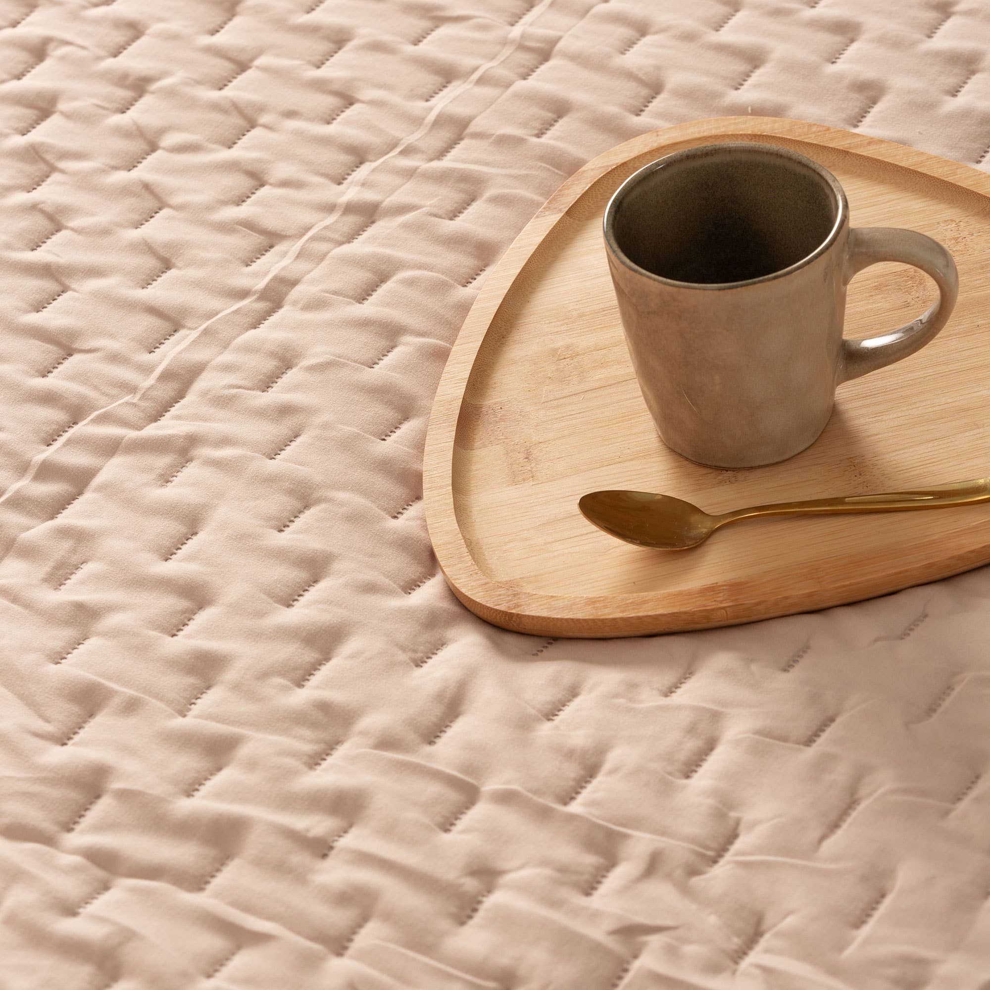 GAMUSI - Wholesale Quilt - NARA plain quilted bedspread with super soft touch25