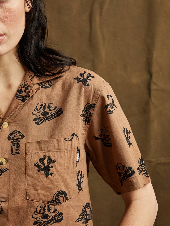 Pyknic - Wholesale Buttoned-down shirt – Unisex - Brain Fried Desert Casual Button Down Shirt Men & Women9