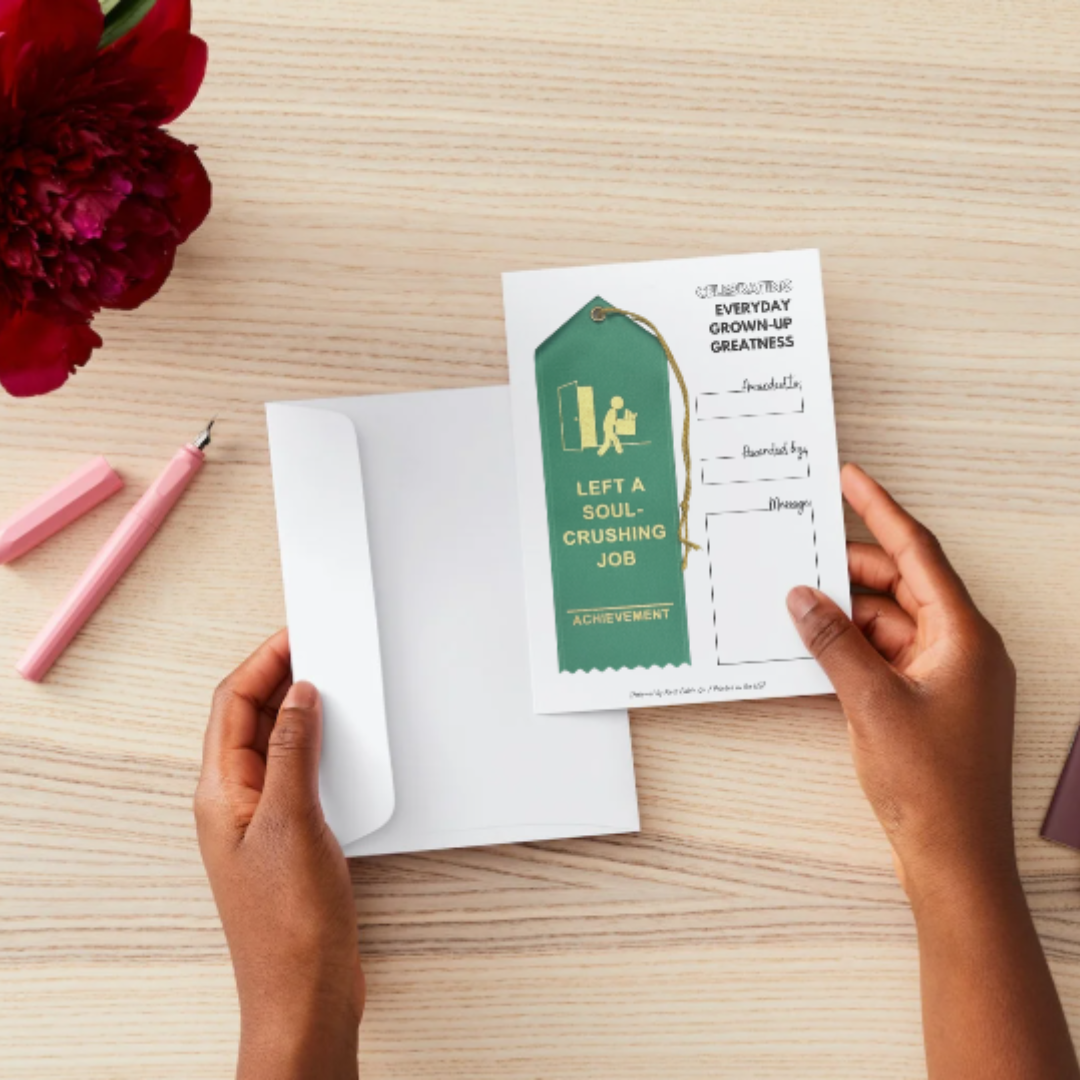 First Cabin Co. - Vente Cadeau amusant/original - Ruban de récompense Left A Soul Crushing Job1