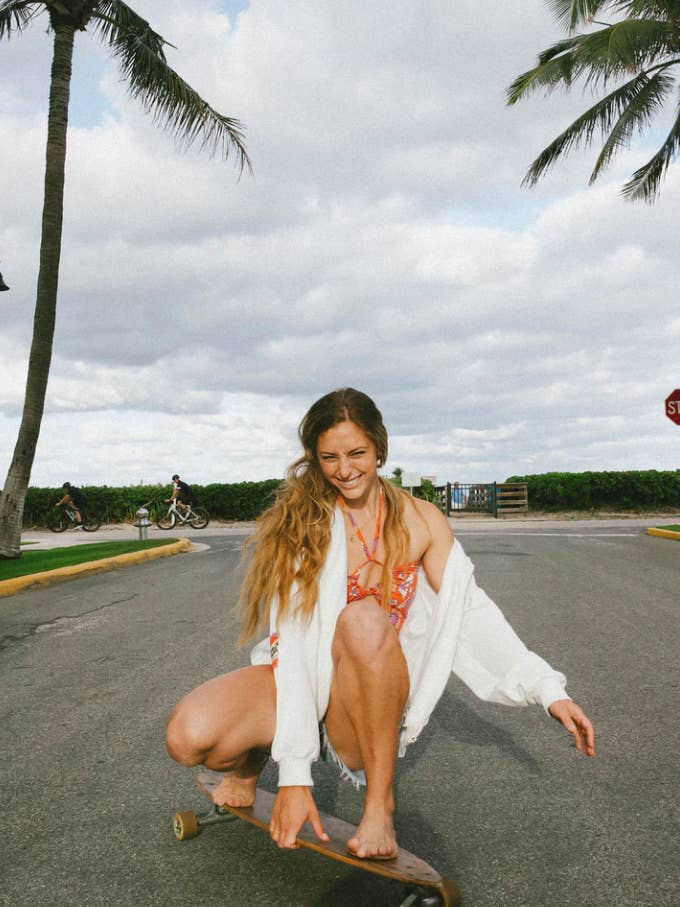 Erin Made - Wholesale Hoodie - Women's - Madison Zip Hoodie1