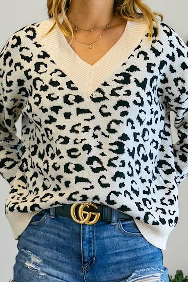 Curve Market - Wholesale Knit Sweater - Women's - PLUS SIZE V NECK LEOPARD SWEATER0