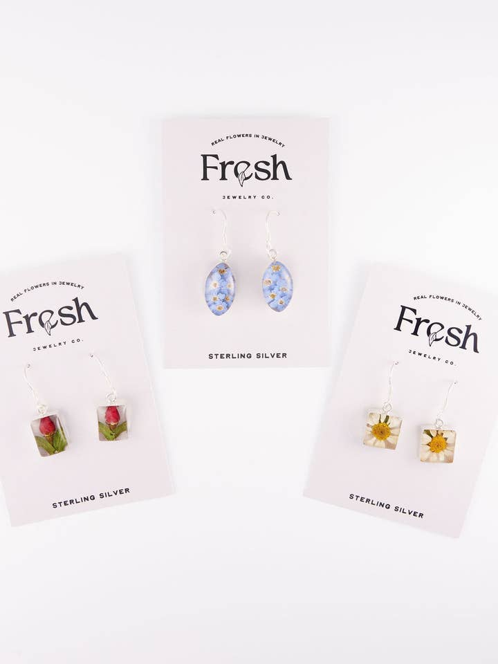 24 Orecchini con Fiori Veri - Assortimento Più Venduto per la vendita all'ingrosso da parte di Fresh Jewelry Co