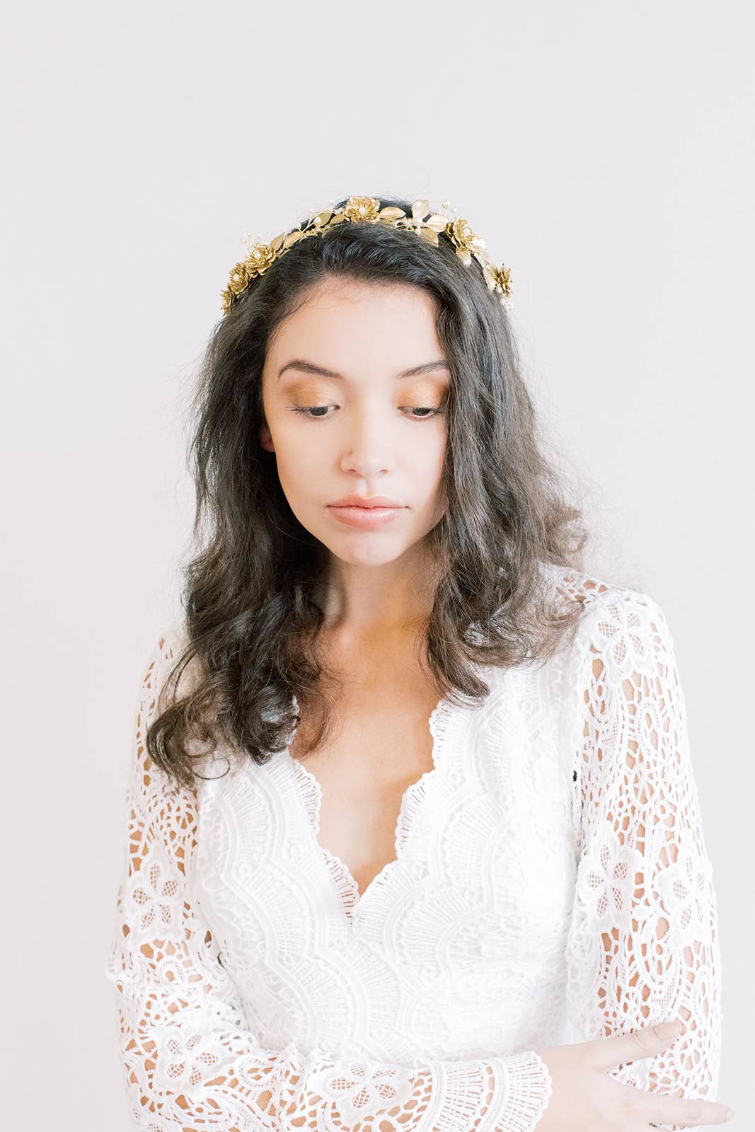 Acute Designs – Tiara – Mulher por atacado – Coroa de papoula dourada6